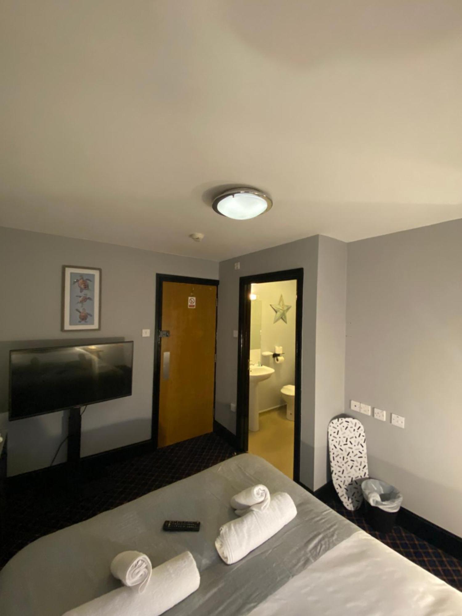 Bay View Rooms At Mentone Hotel Weston-super-Mare Exterior photo