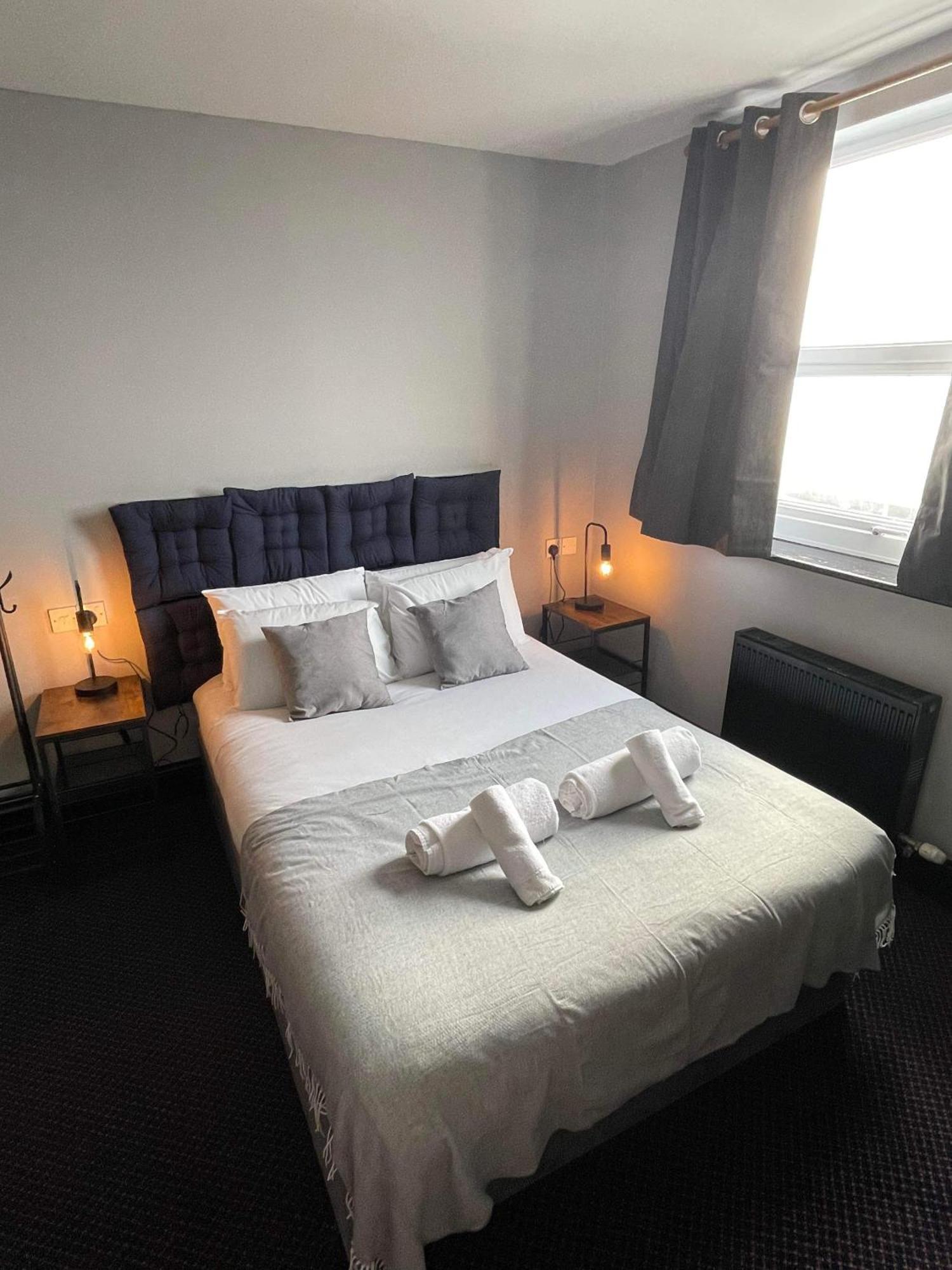 Bay View Rooms At Mentone Hotel Weston-super-Mare Exterior photo