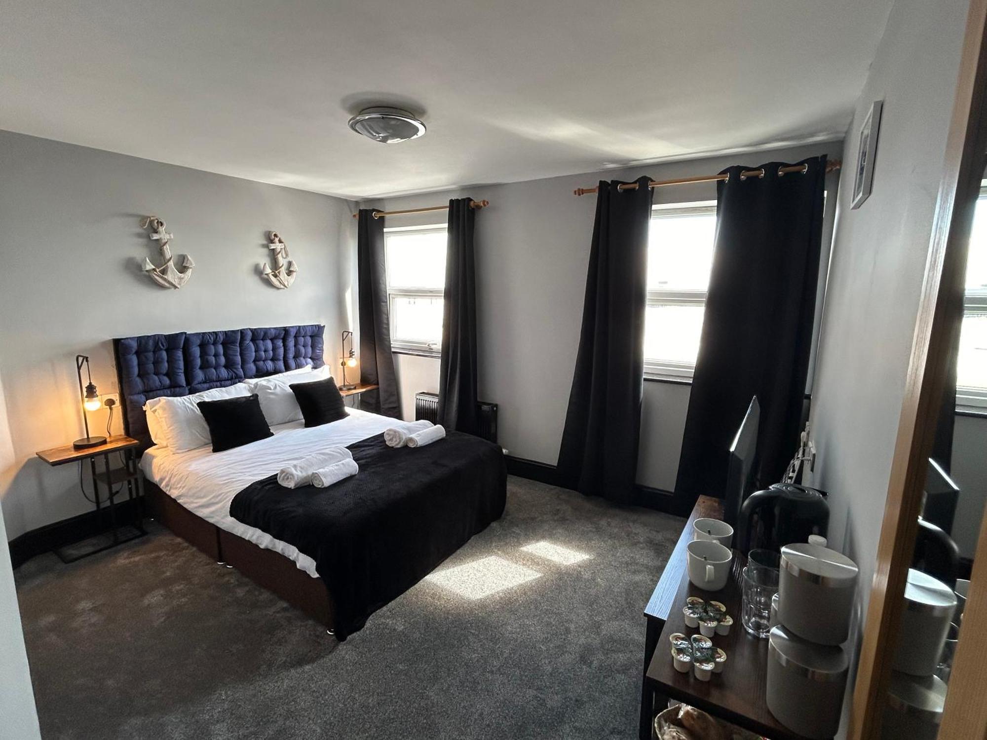 Bay View Rooms At Mentone Hotel Weston-super-Mare Exterior photo